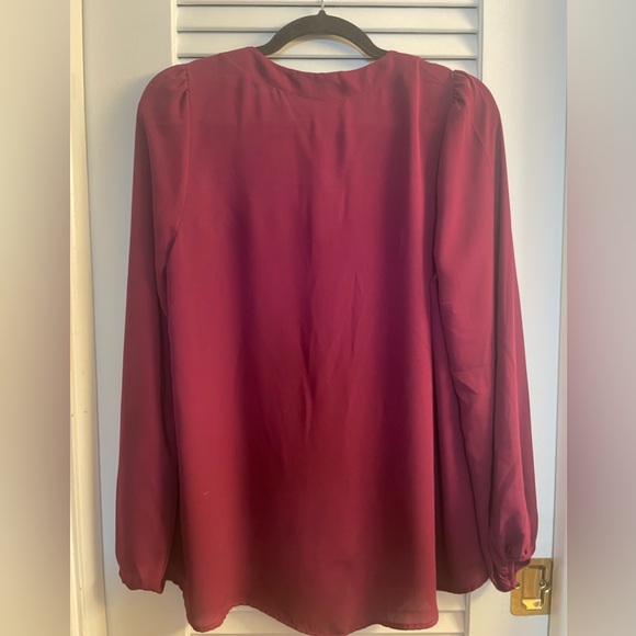 Eight Sixty High Low V Neck Peasant Blouse in Plum Noir-Size M, Like New - Picture 2 of 7